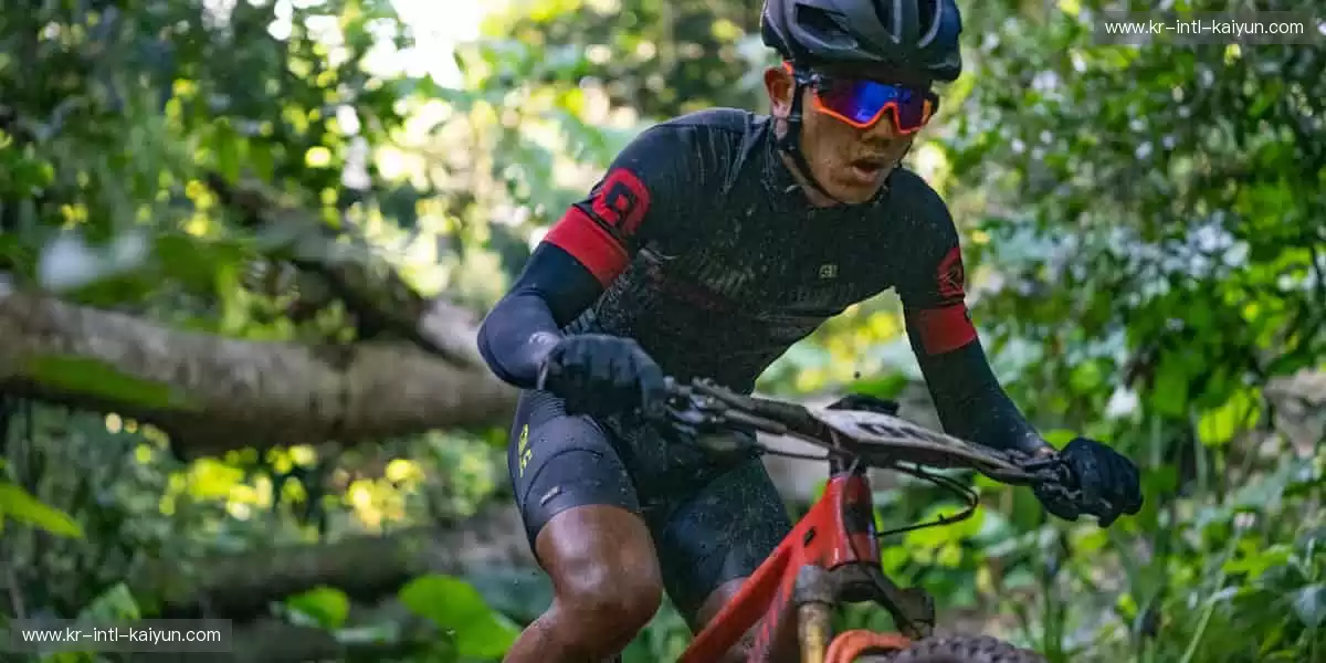 专业解说全程相伴，观赛体验升级不止🌟